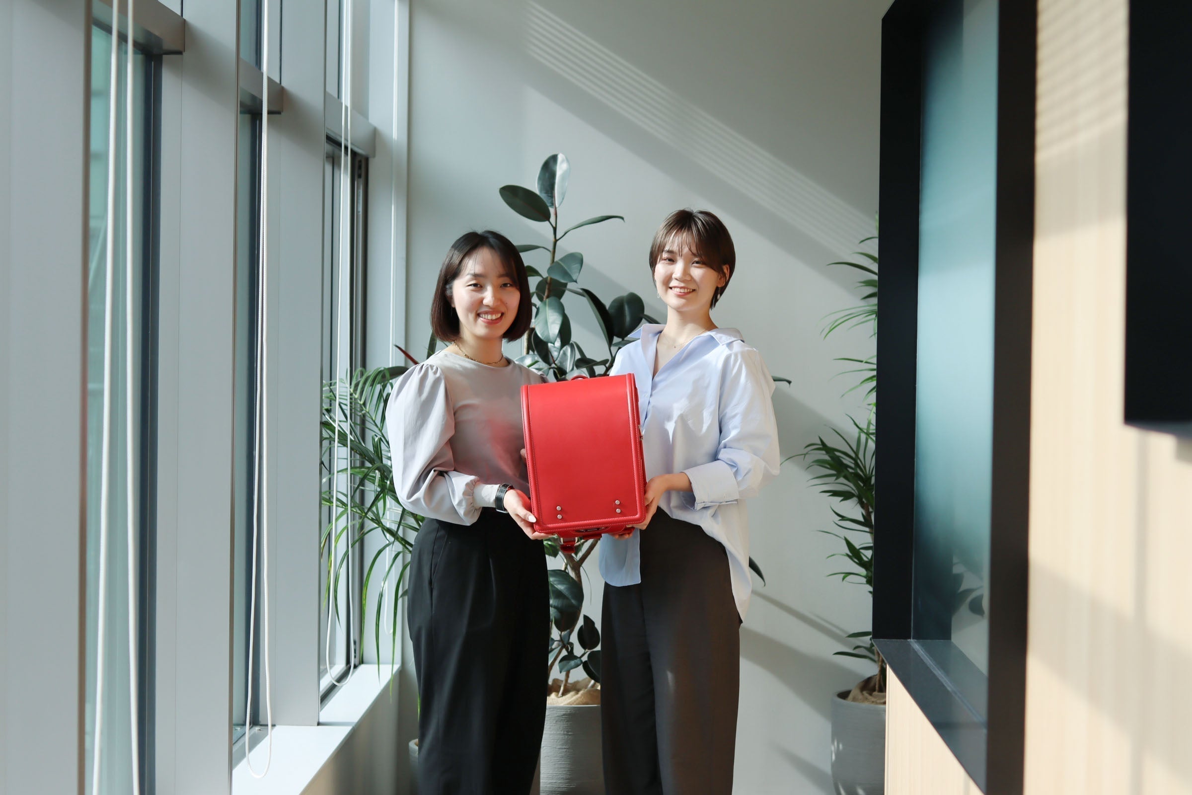 「眠っていたランドセルに、もう一度、命を」新卒2年目が倉庫で見つけた“その先”の責任