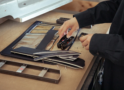 「卒業後のランドセルはどうしてる？」ランドセルをほどき、新しい形をつくる土屋鞄のリメイク