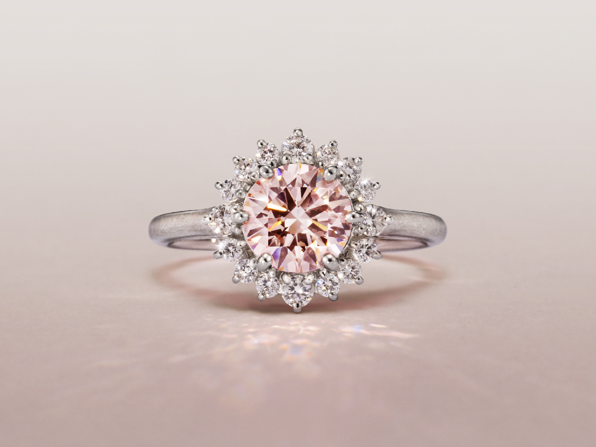 ラボグロウンシリーズより希少石のピンクダイヤモンドの新作ジュエリー